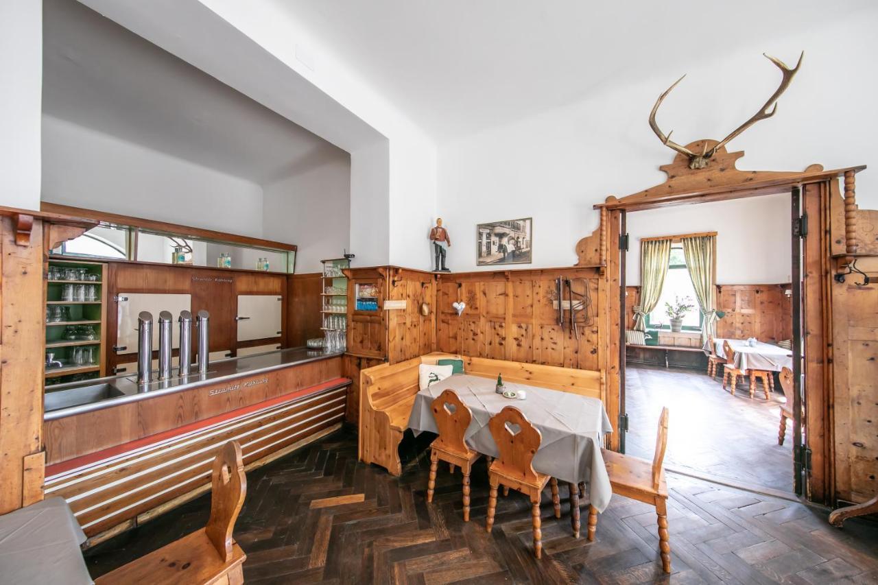 Hotel Bergwirt Schoenbrunn Wina Bagian luar foto