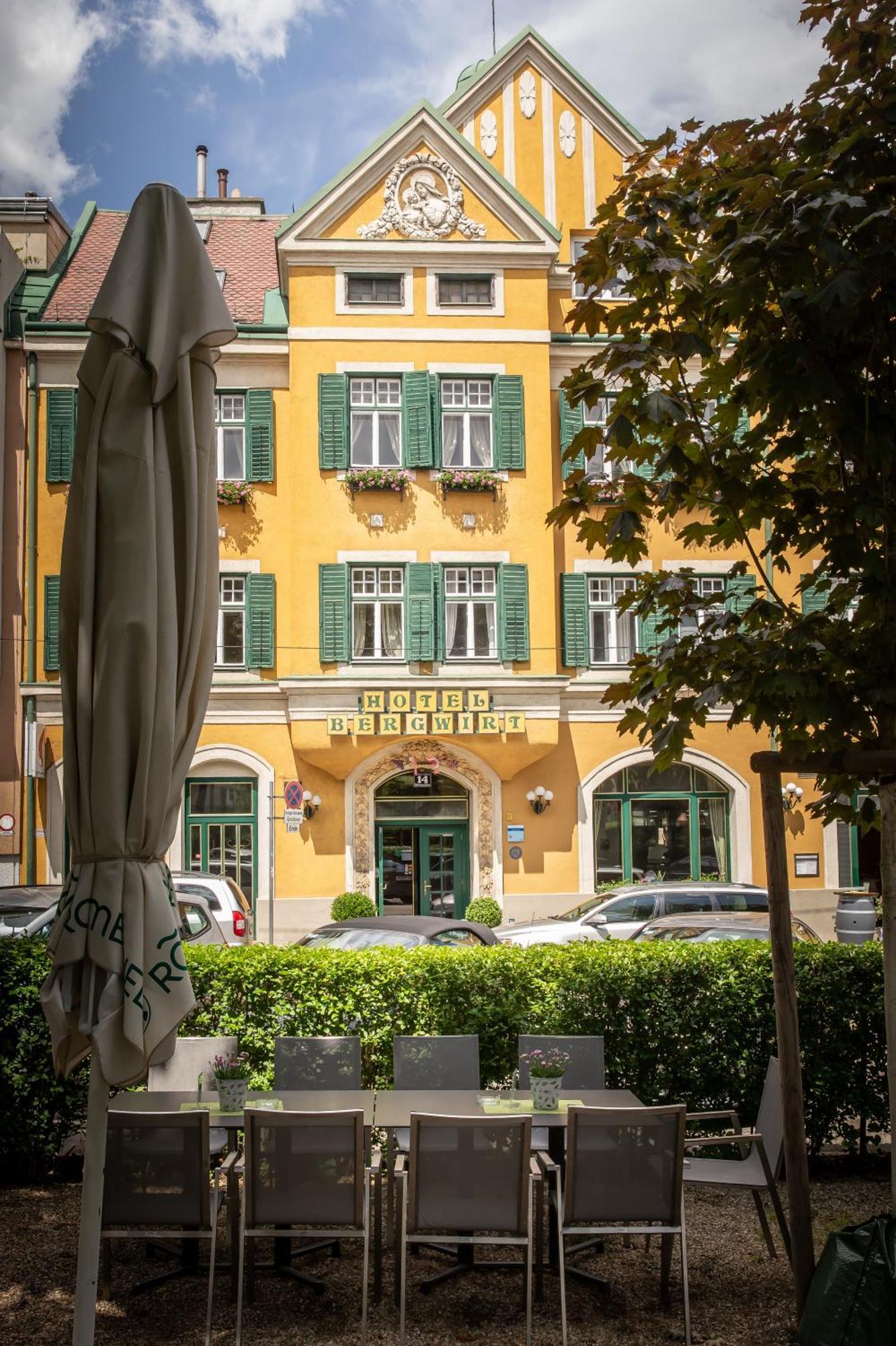 Hotel Bergwirt Schoenbrunn Wina Bagian luar foto