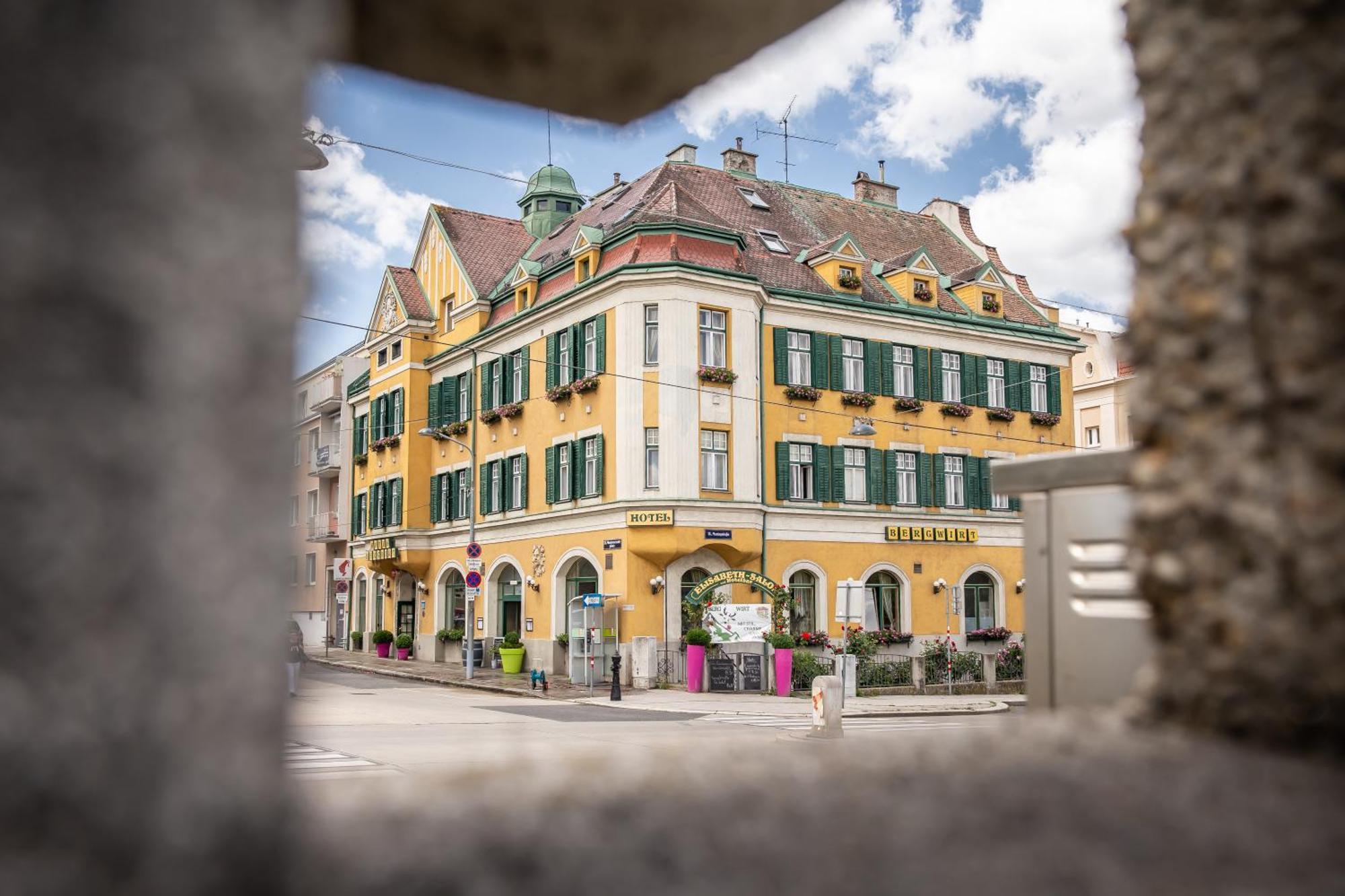 Hotel Bergwirt Schoenbrunn Wina Bagian luar foto